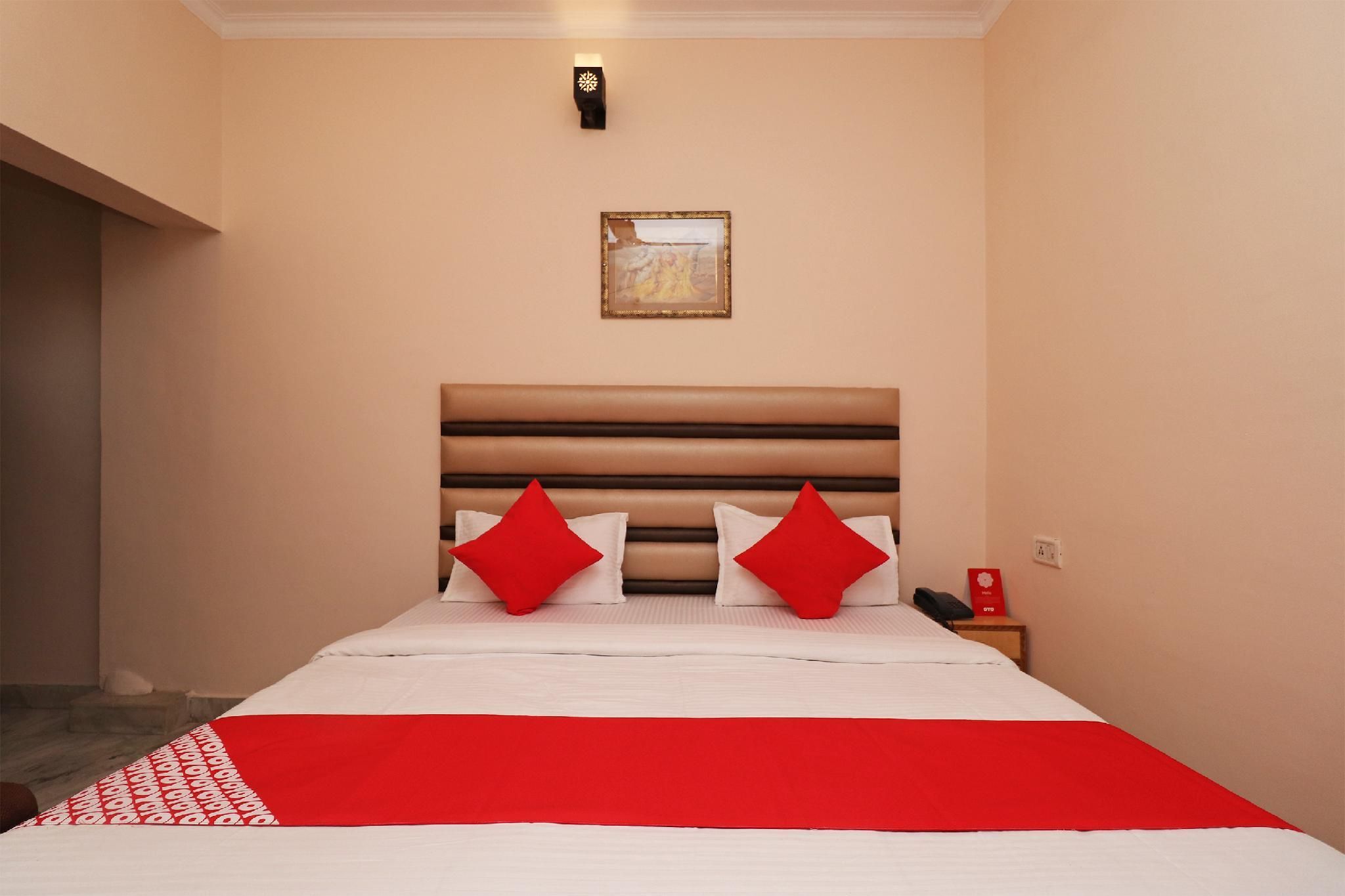 Hotel Mahima Premium Room 19