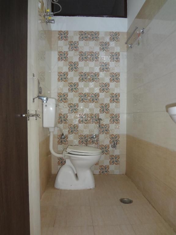 Hotel Mahima Premium Room 20