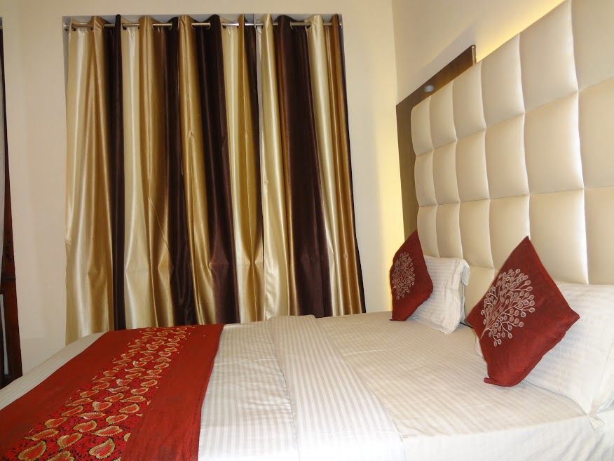 Hotel Mahima Premium Room 7