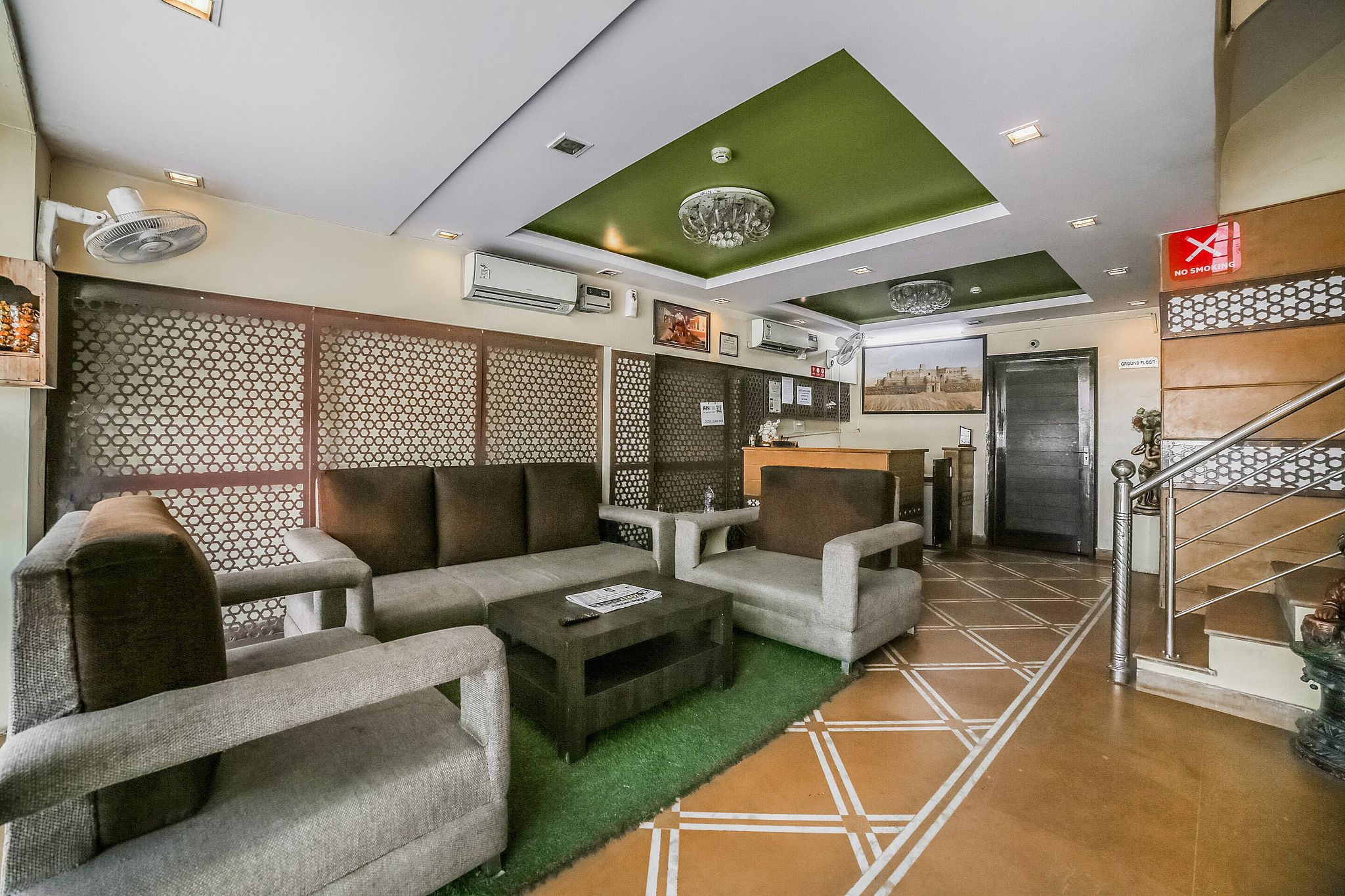 undefined Collection O 8832 Hotel Jaipur Classic 3
