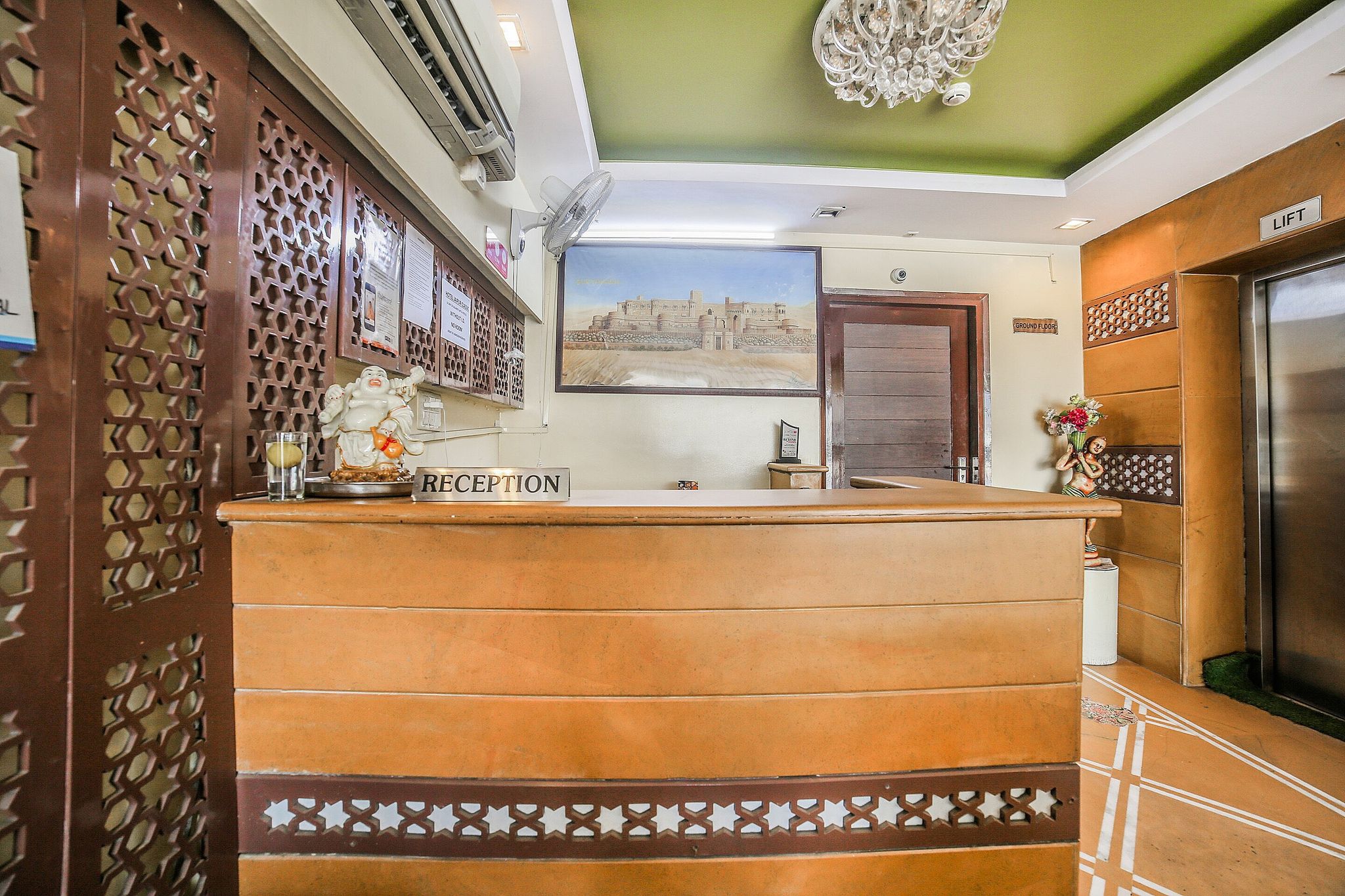 undefined Collection O 8832 Hotel Jaipur Classic 8