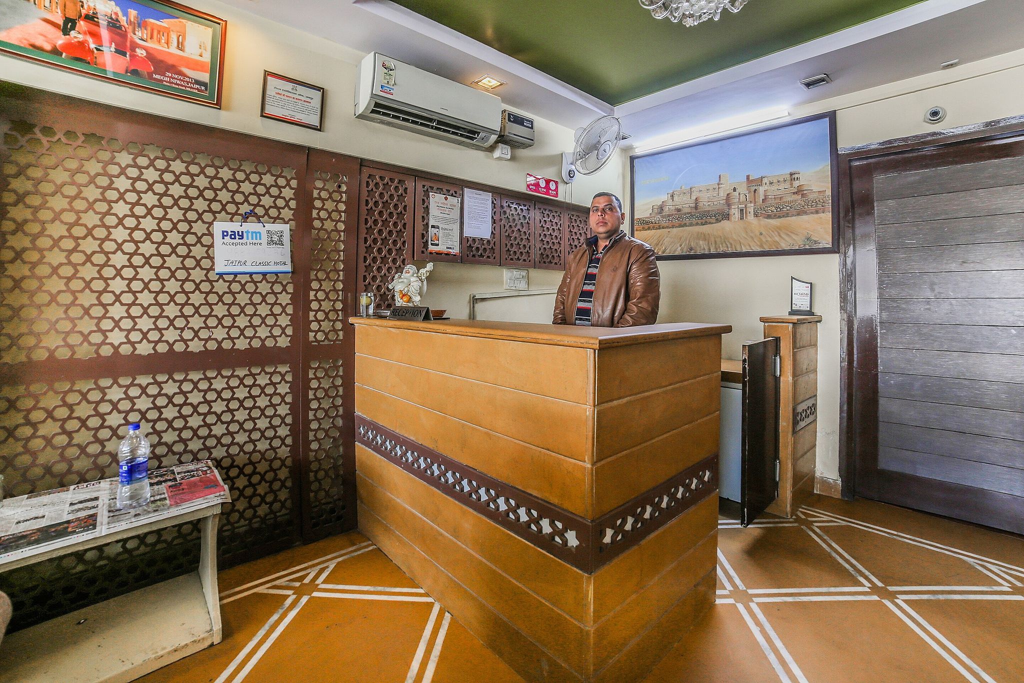 undefined Collection O 8832 Hotel Jaipur Classic 9