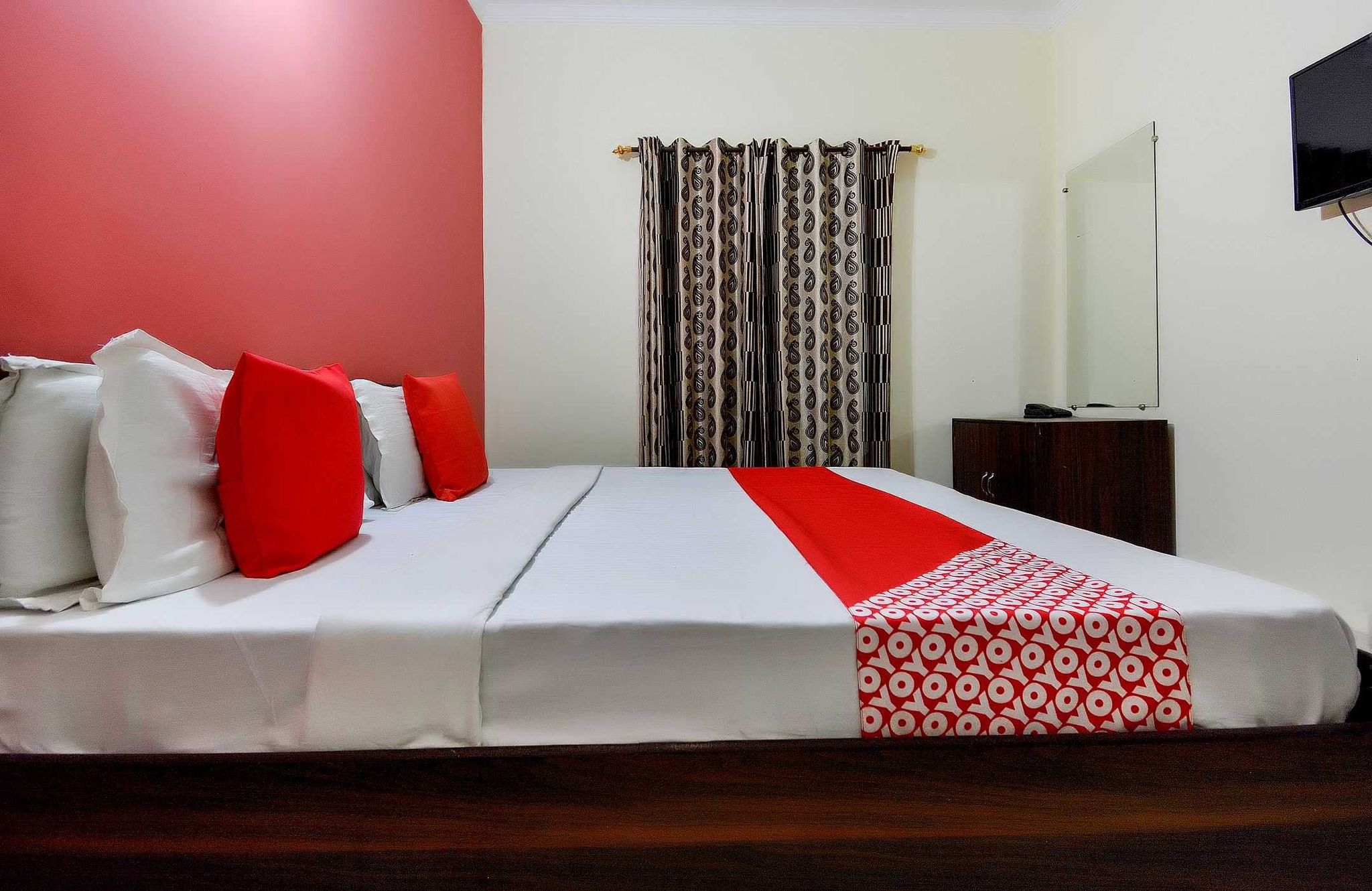 OYO Flagship G.s Hotel Classic 9