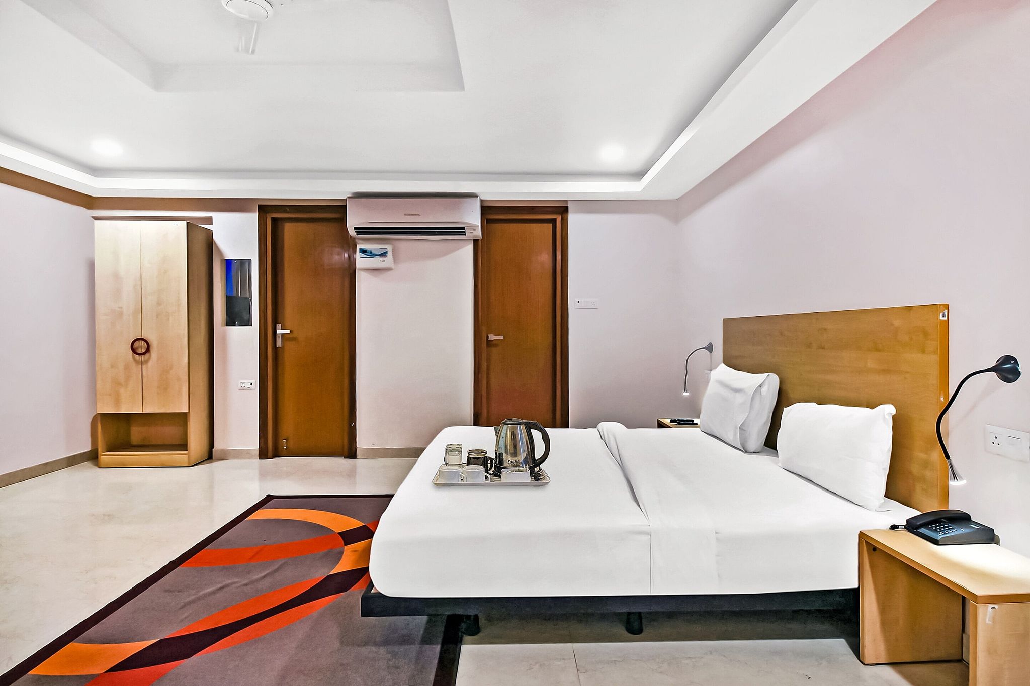 Super Townhouse Viraj Khand Formerly Veridian Inn Classic Room 14