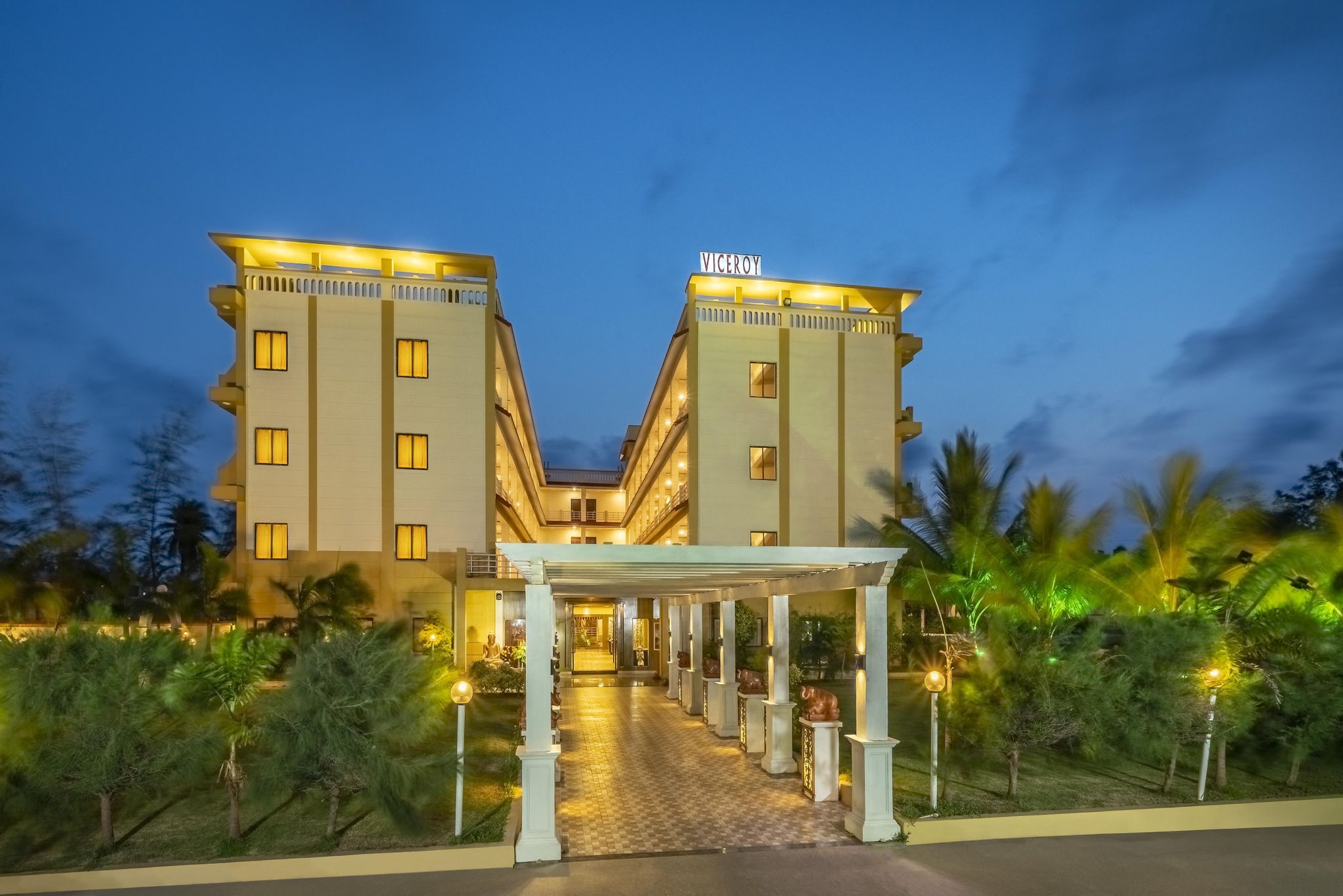 undefined Viceroy Beach And Spa Resort 5