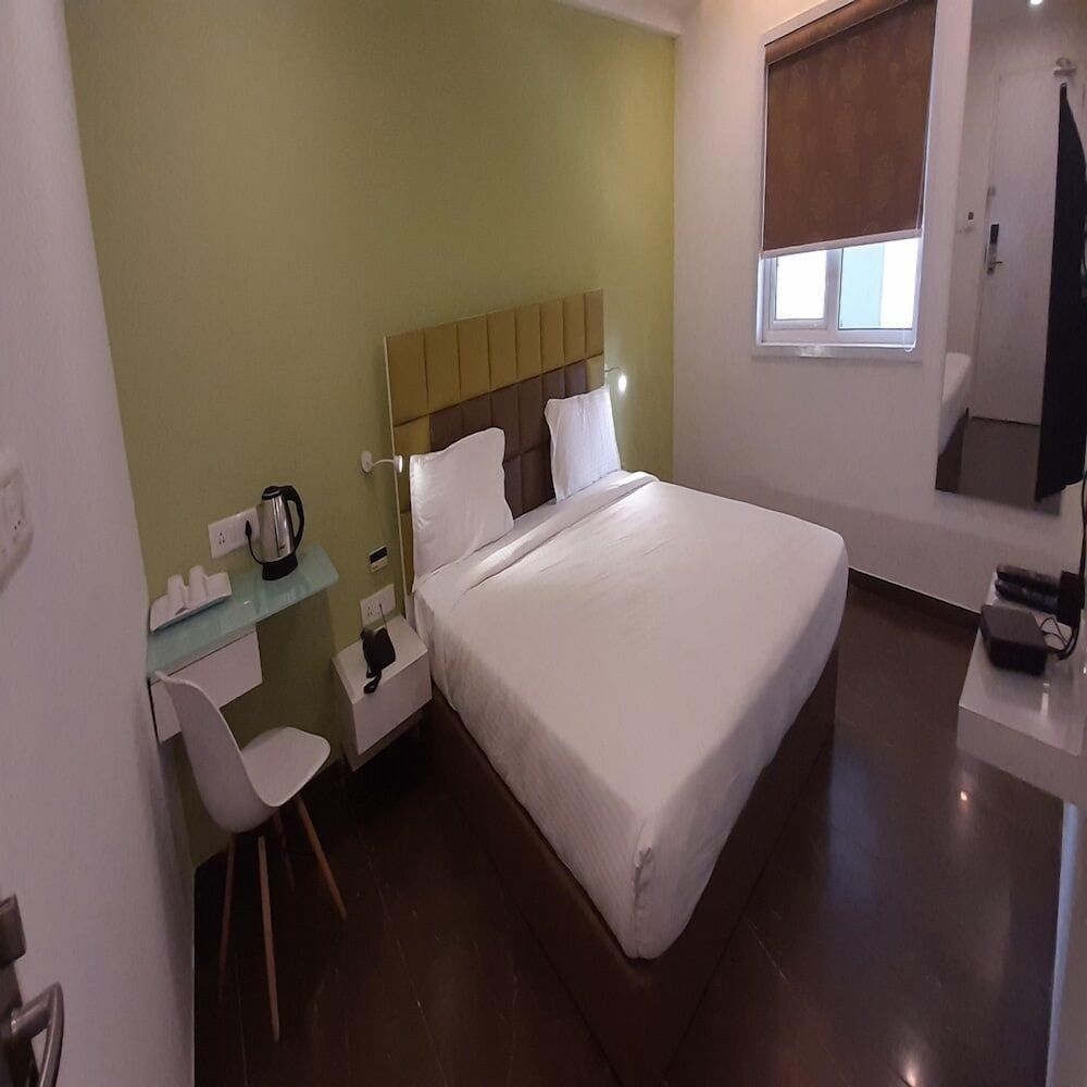 VITS Select Rajkot Deluxe Twin Room