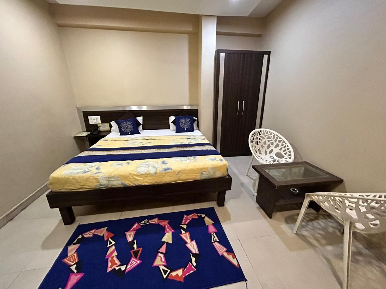 Hotel Green Tree Standard Non AC Room 7