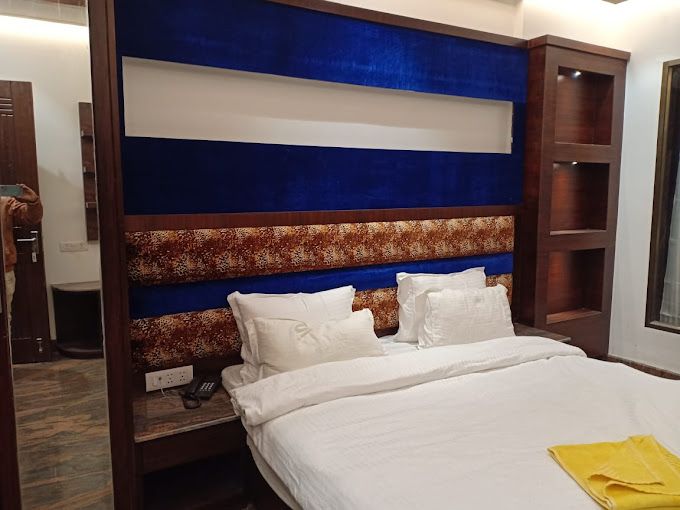 JJK Rukmini Vilas Hotel & Banquet Super Deluxe 3