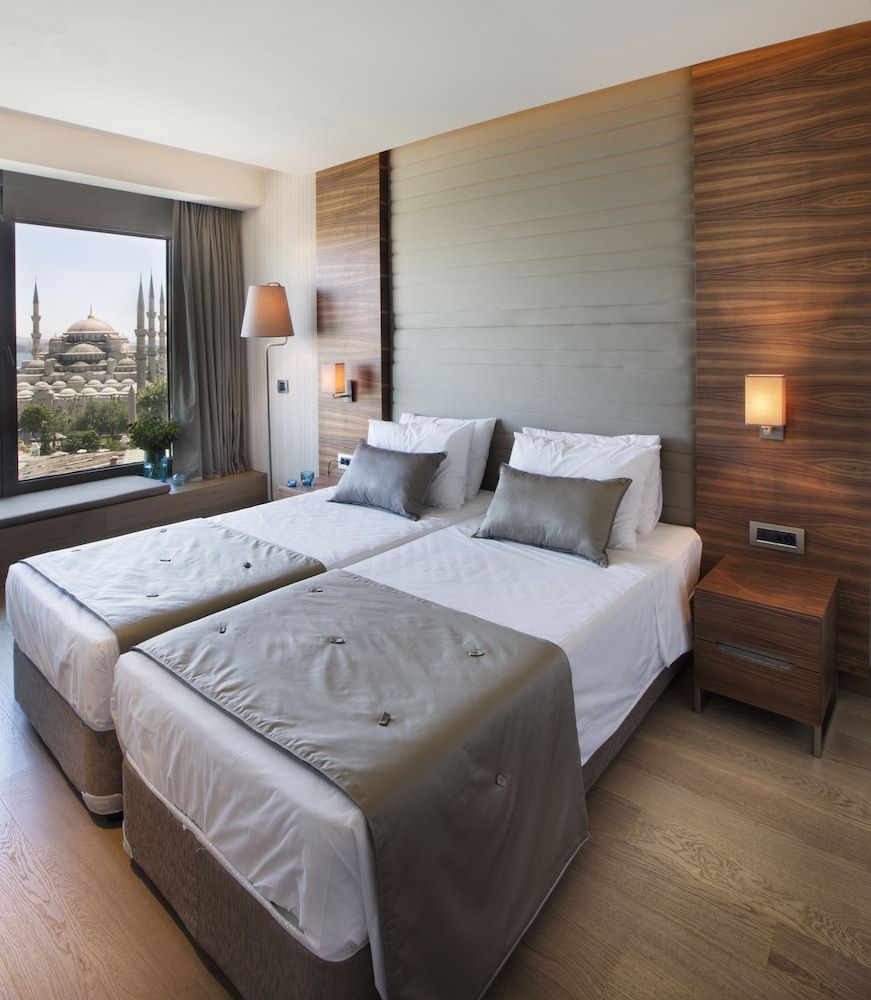Hotel Arcadia Blue Istanbul Standard Room Sea View 3