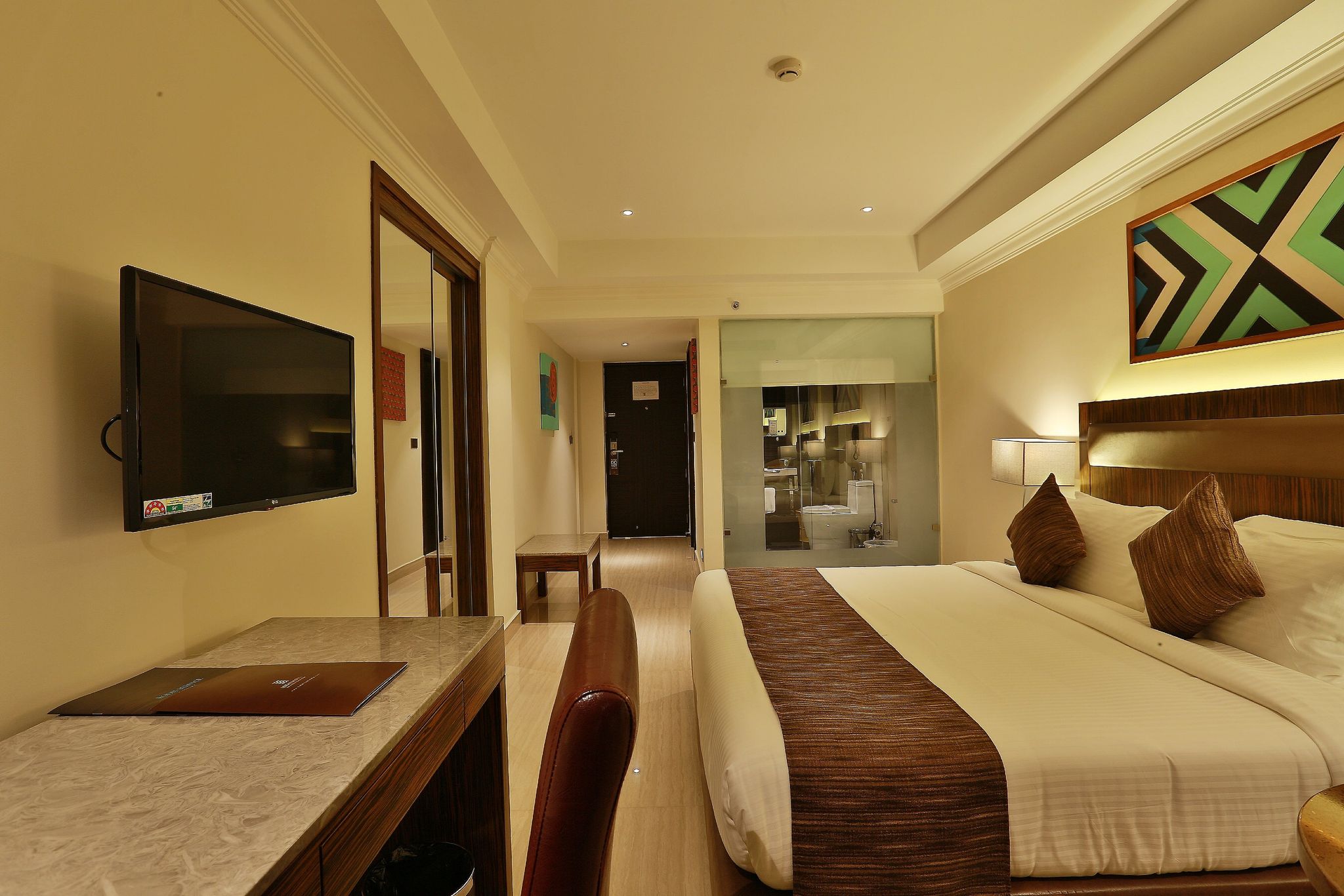 undefined Luminara Hotel 8