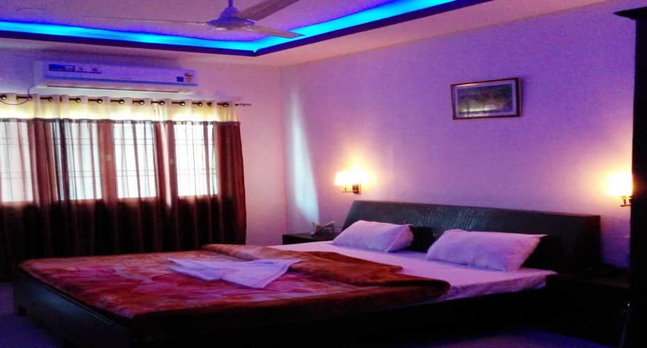 undefined Hotel Apar Residency 8