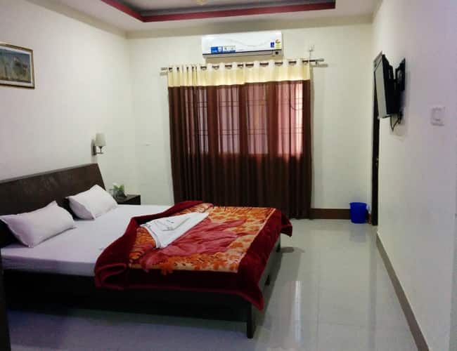 undefined Hotel Apar Residency 7