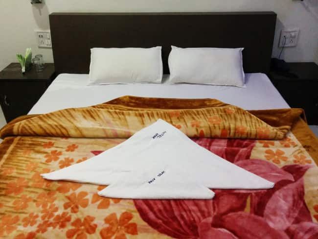 undefined Hotel Apar Residency 6