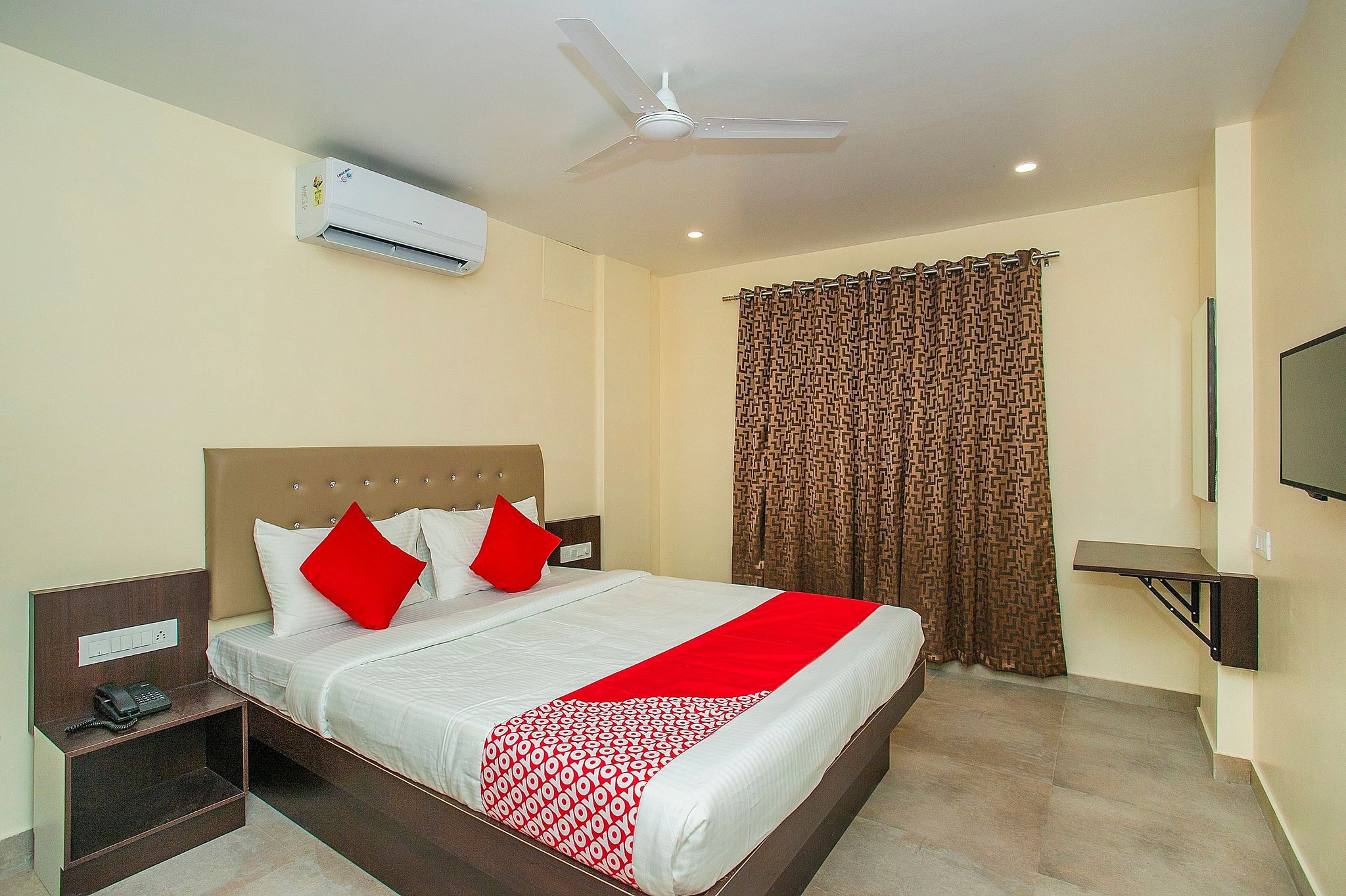 undefined Super Hotel O Koramangala Near Sony Signal 10