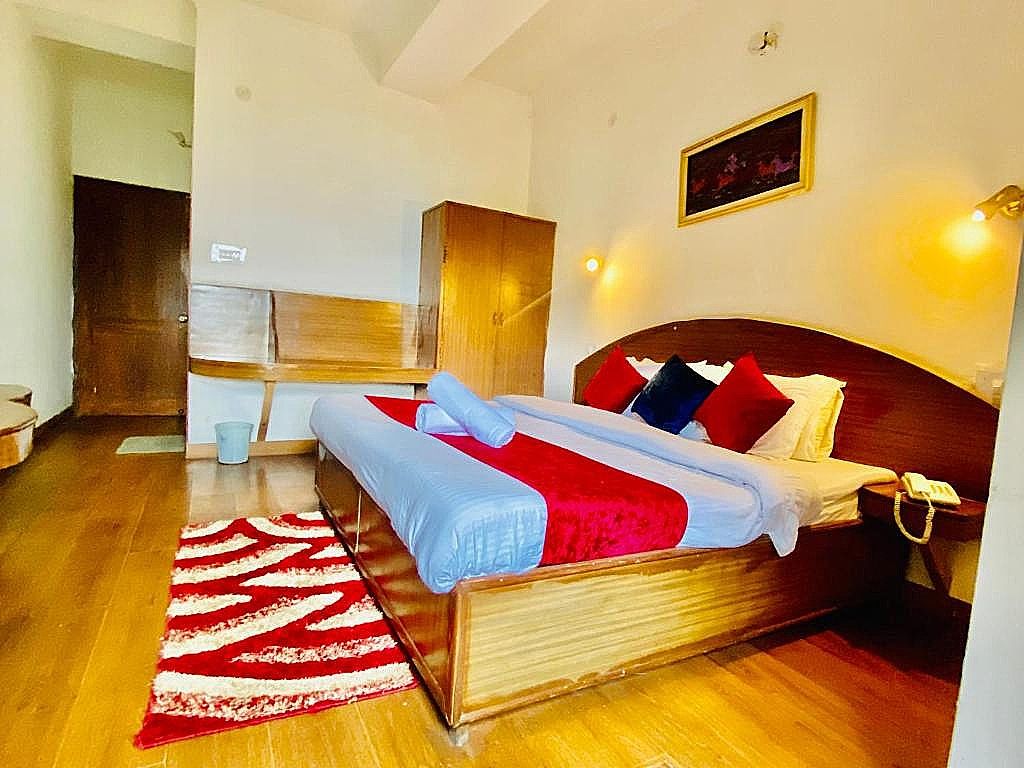 Hotel Tara Regency 