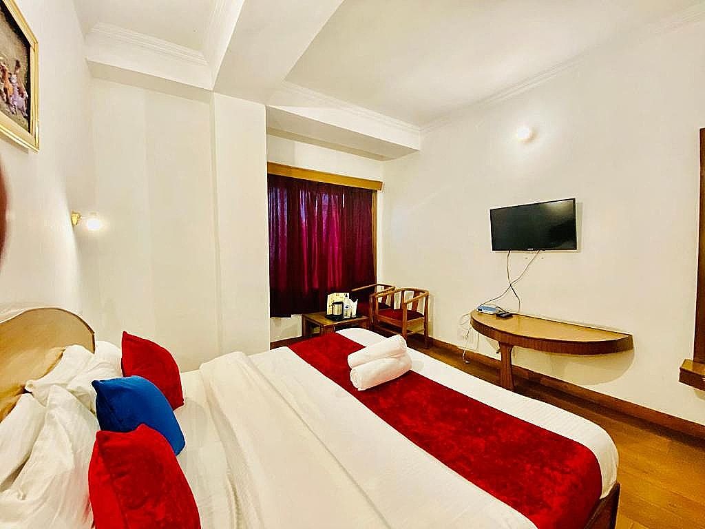 Hotel Tara Regency 