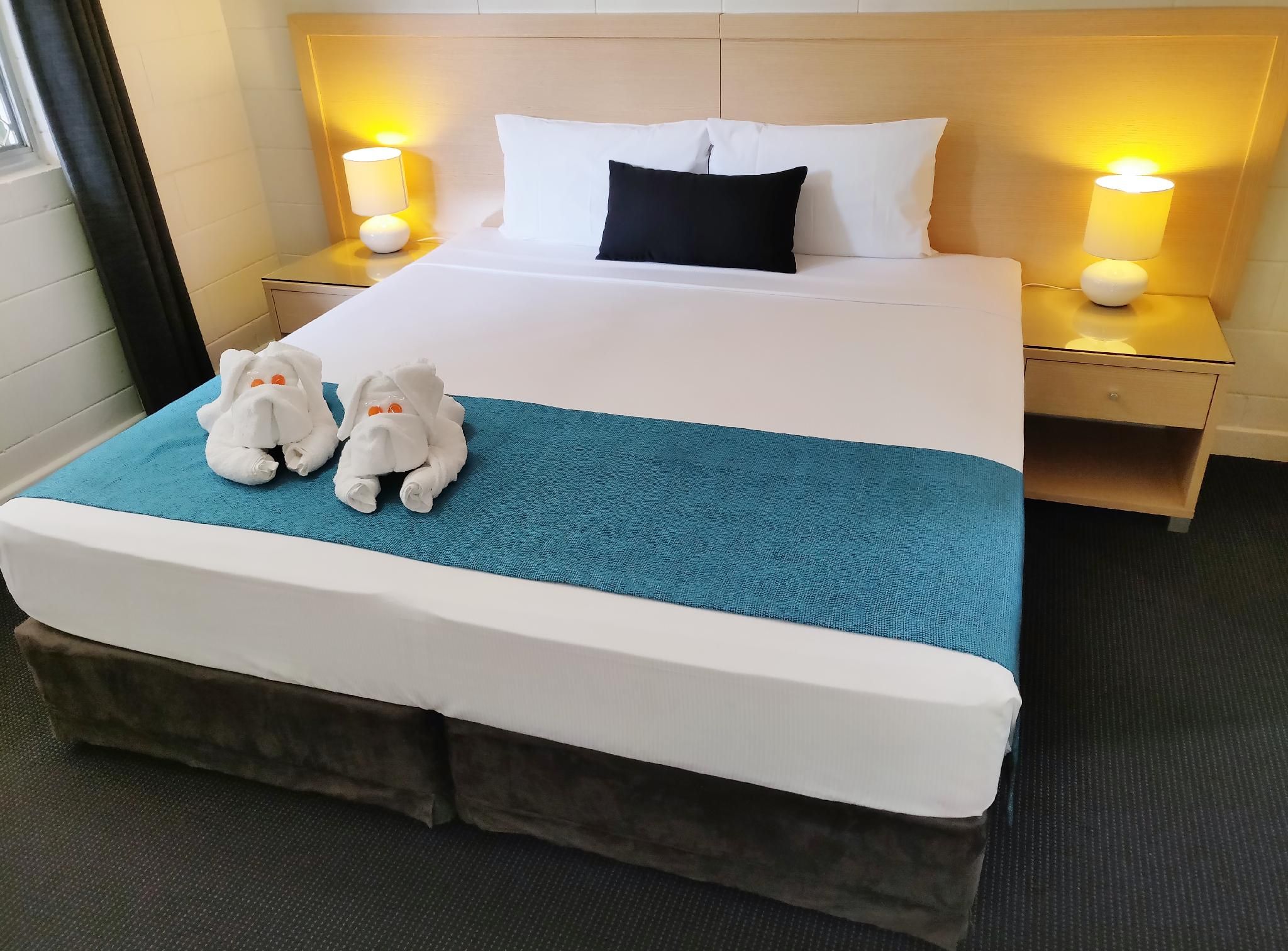 1 Bedroom Deluxe King Bed