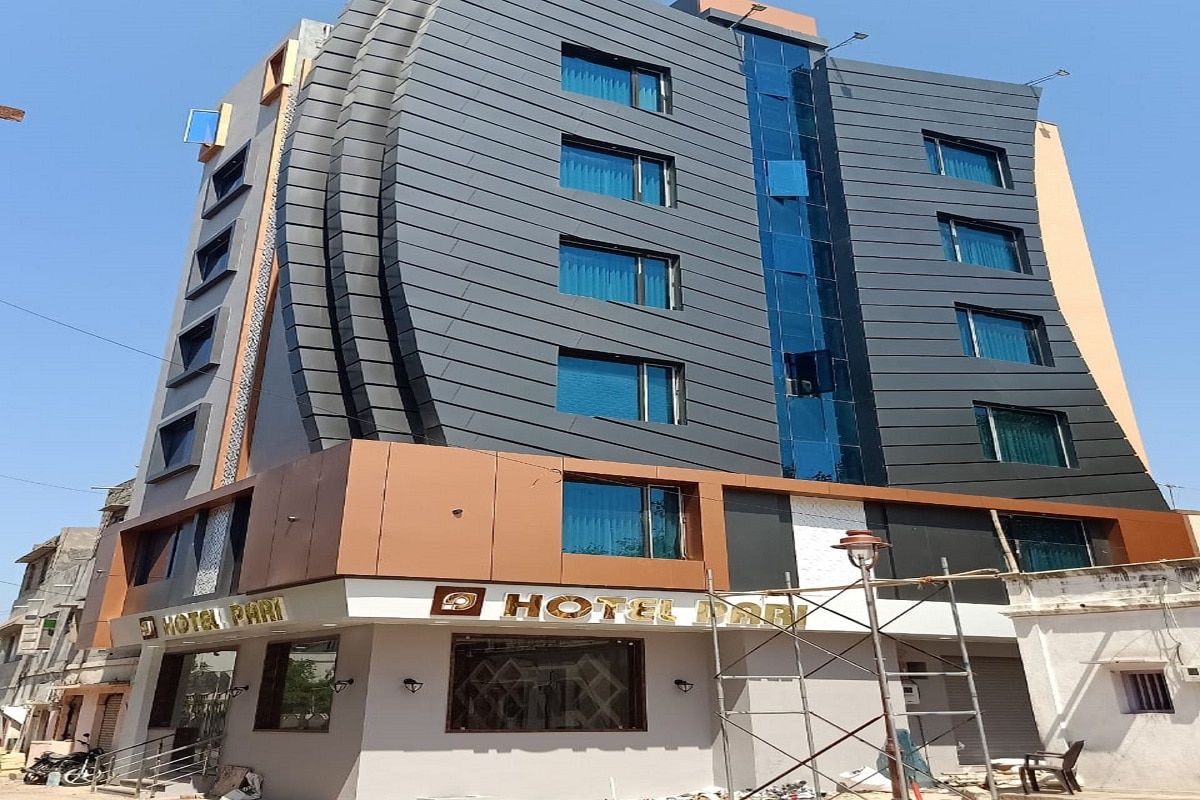 undefined Hotel Pari, Dwarka 8