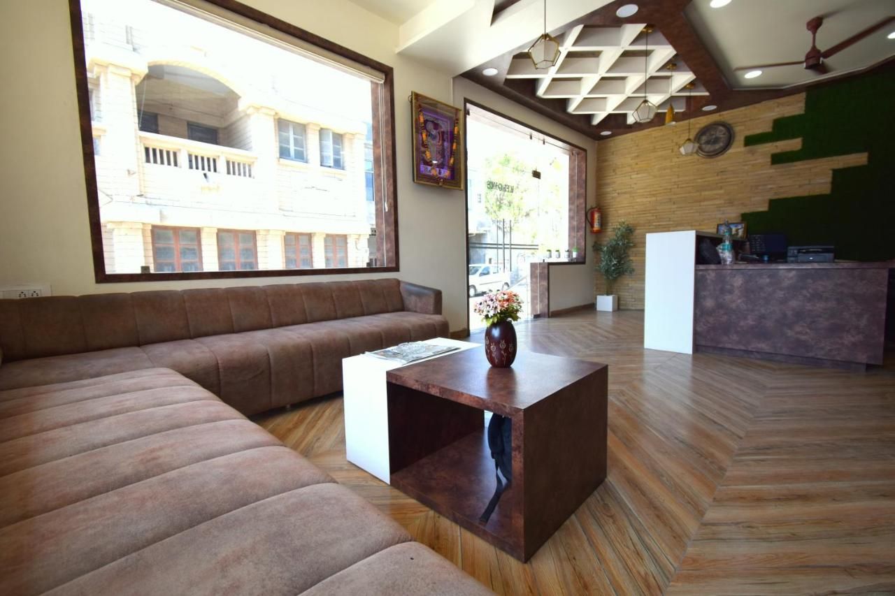 undefined Hotel Pari, Dwarka 3