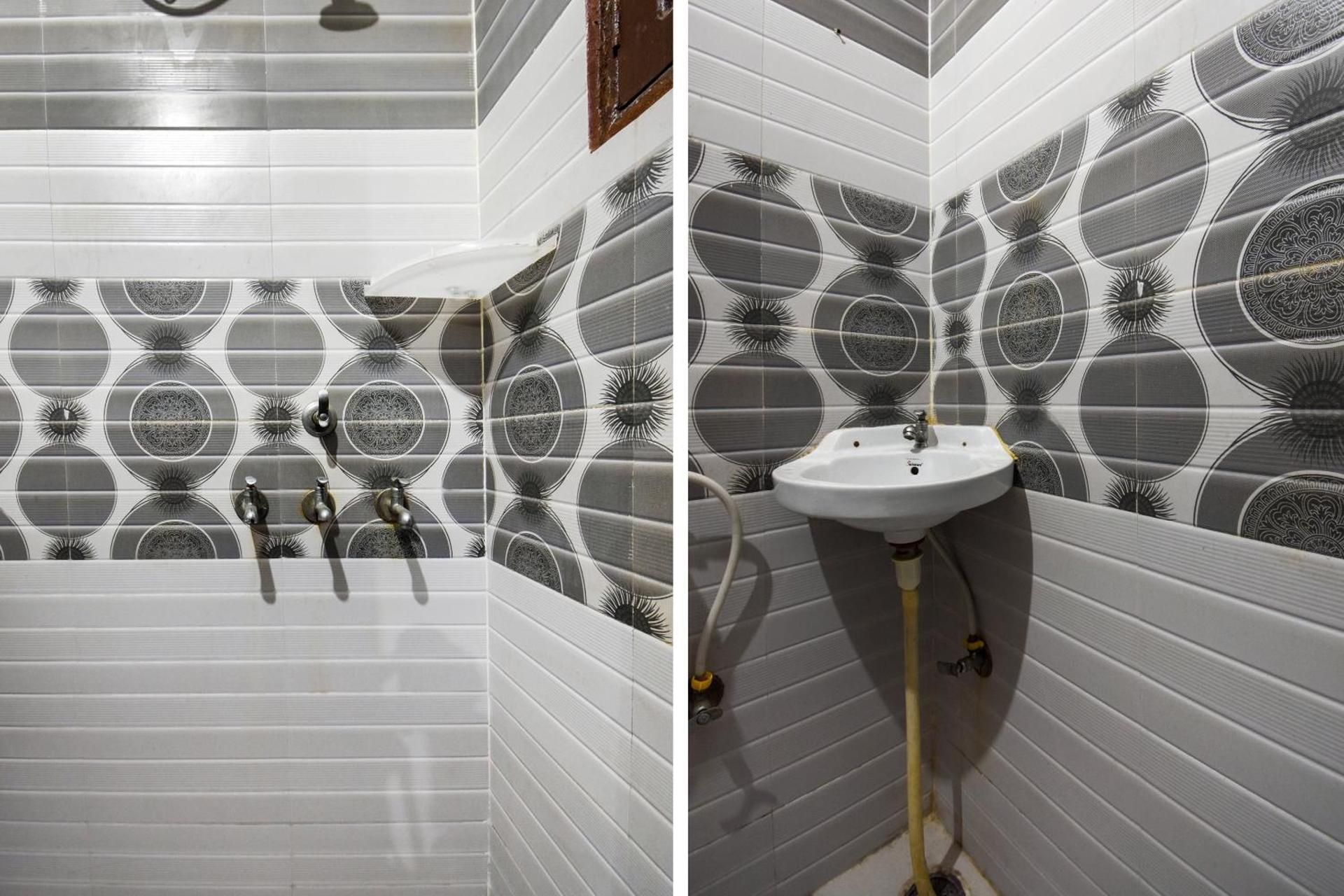 Hotel O Sabtera Homes Classic Room 4