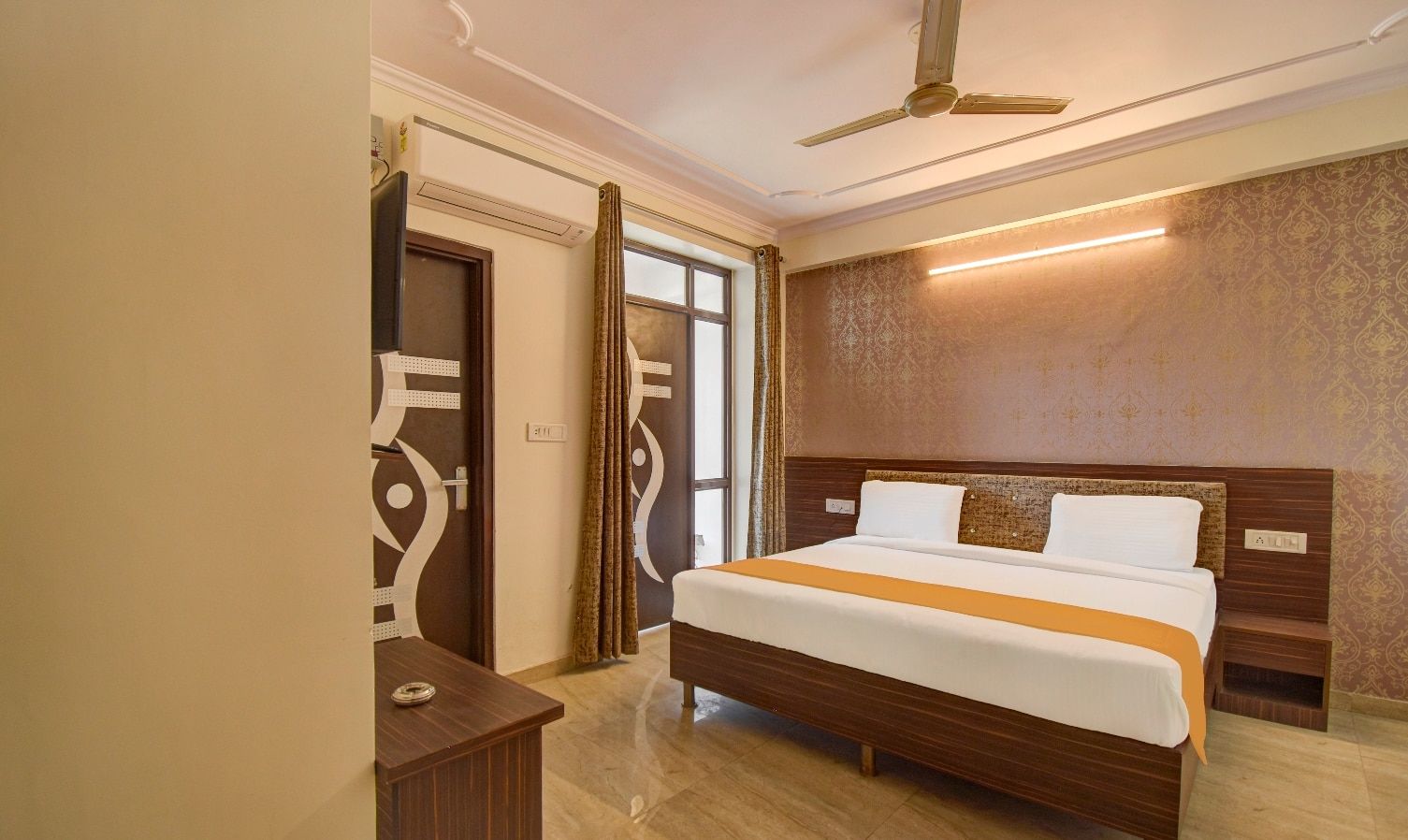 undefined Hotel Radha Nikunj Residency 9