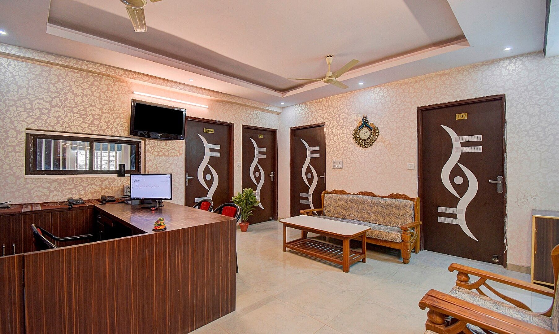 undefined Hotel Radha Nikunj Residency 3