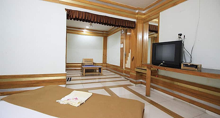 Hotel Yellow Lime Deluxe room 21