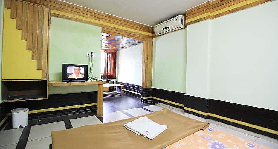 Hotel Yellow Lime Deluxe room 20