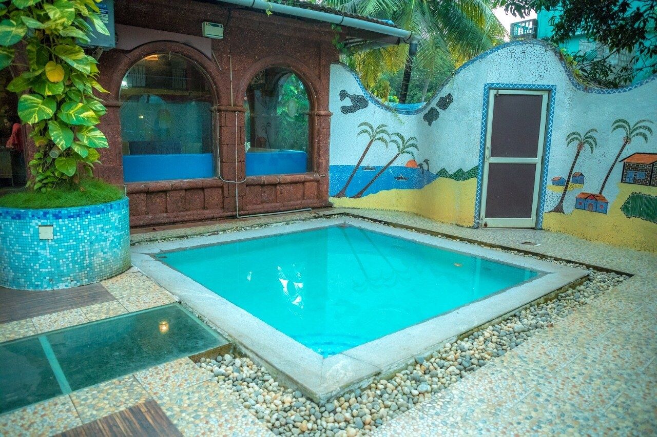 Side Image 2