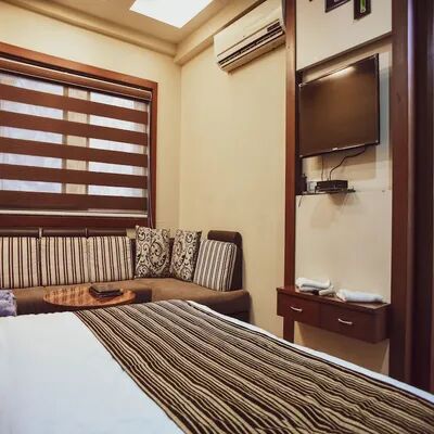 Generic closed and CPT created