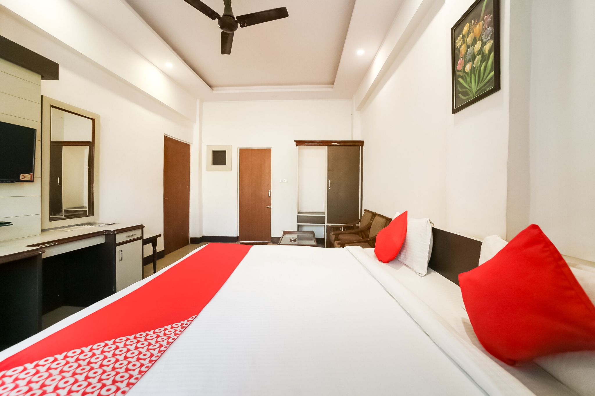 Hotel Utsav Classic 6