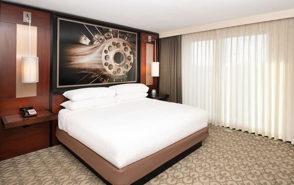 Two Room Suite, 1 King Bed with Sofa bed