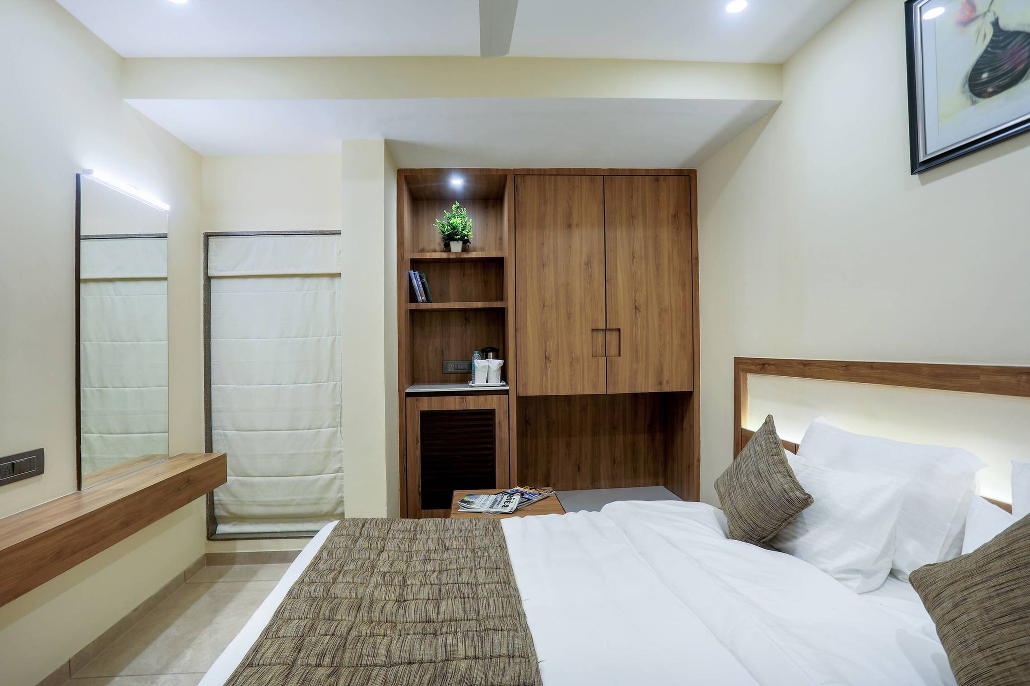 Hotel Kavery STANDARD AC BUSINESS ROOM 3