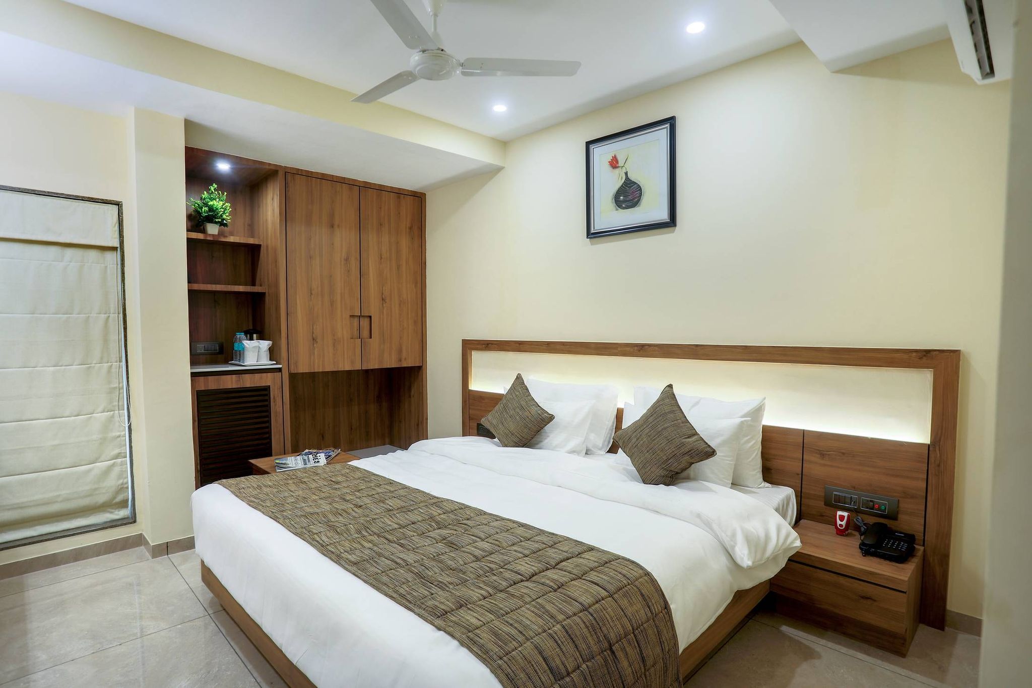 Hotel Kavery STANDARD AC BUSINESS ROOM 7