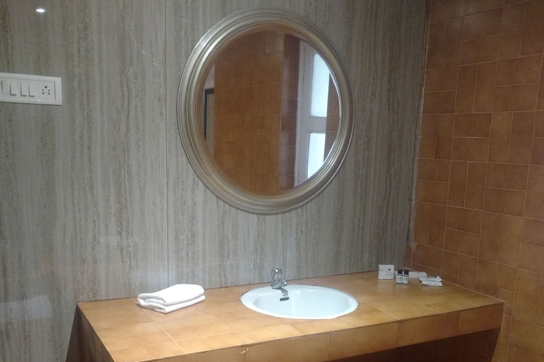 The Byke Retreat Brightland (Matheran) A/C Luxury Deluxe Room 9