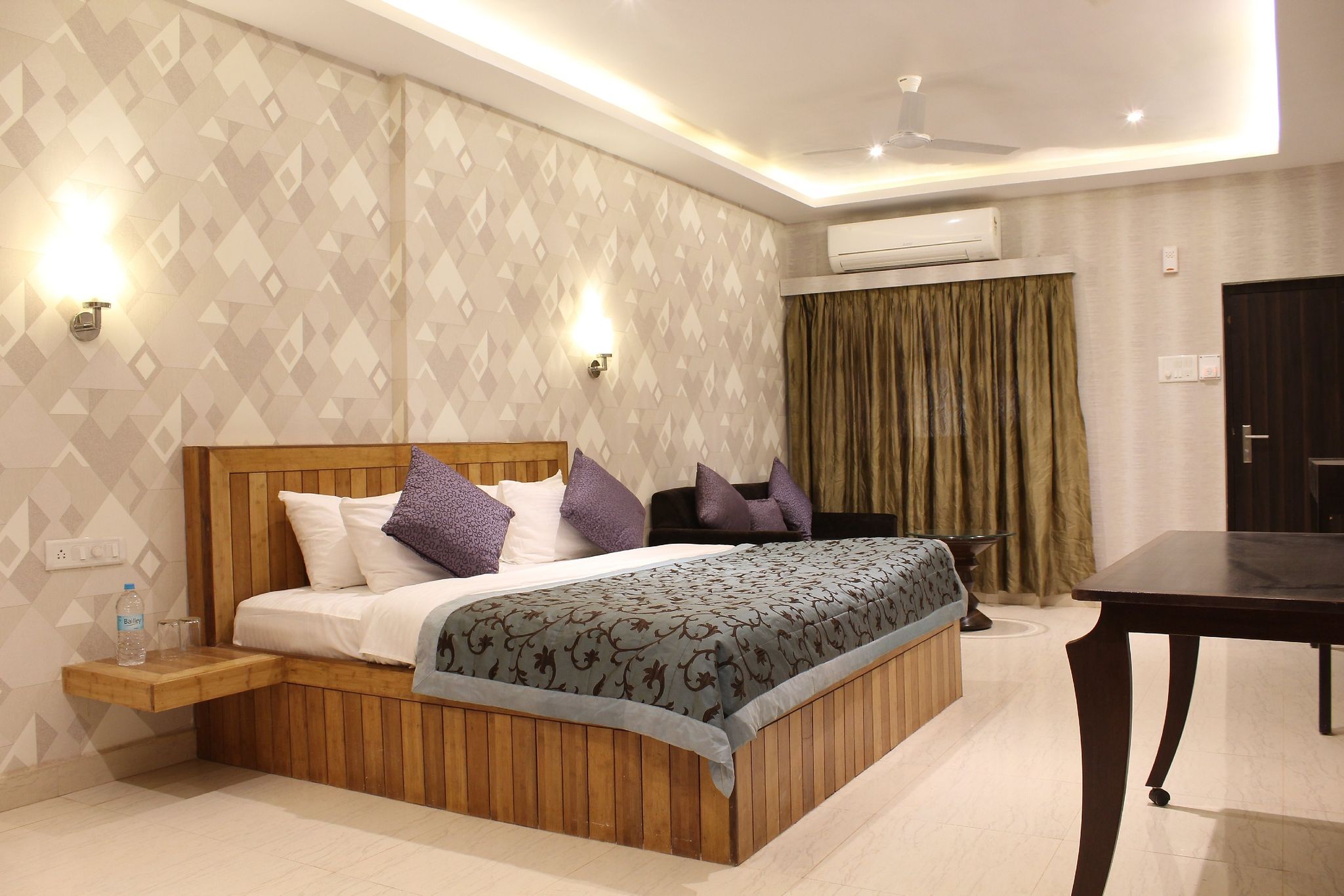 The Byke Retreat Brightland (Matheran) A/C Luxury Deluxe Room 6