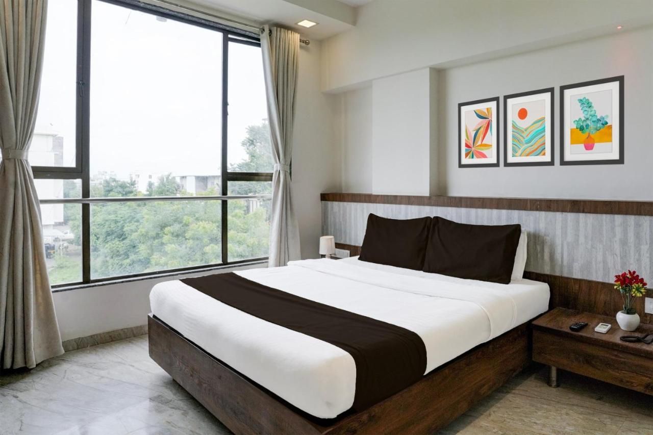 Collection O Shirdi Classic Room 6