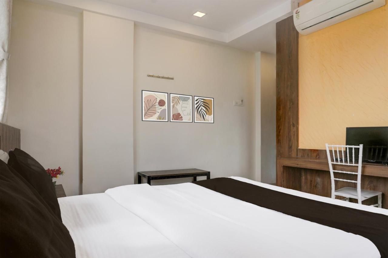 Collection O Shirdi Classic Room
