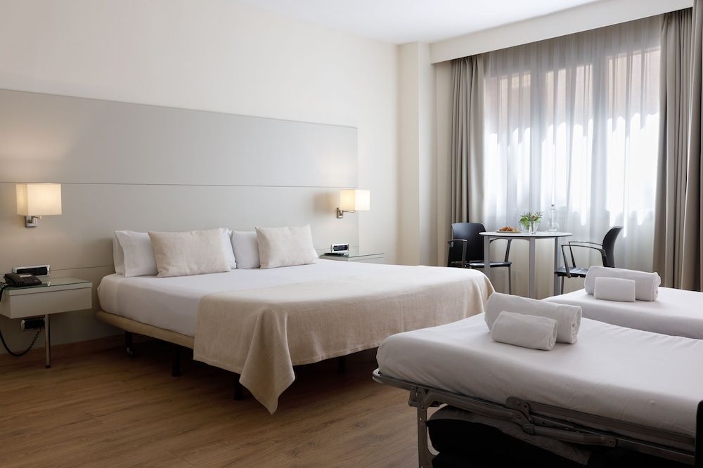 undefined Aparthotel Mariano Cubi Barcelona 5