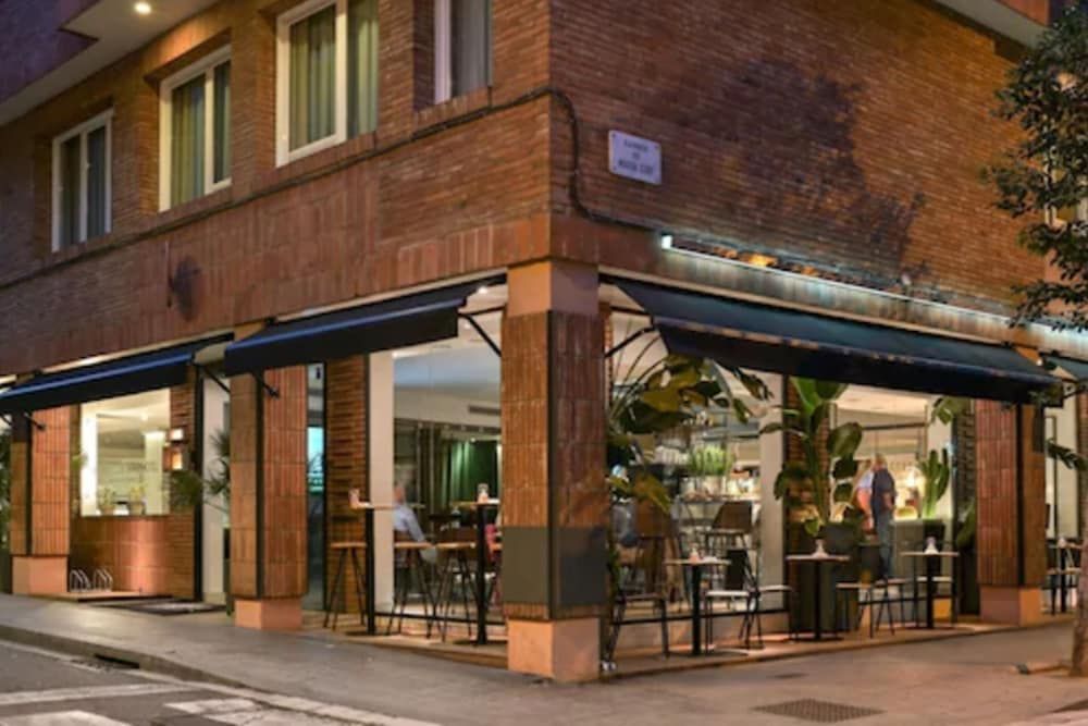 undefined Aparthotel Mariano Cubi Barcelona 7