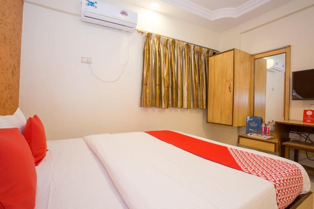undefined OYO 11499 Hotel Padma Krishna 9