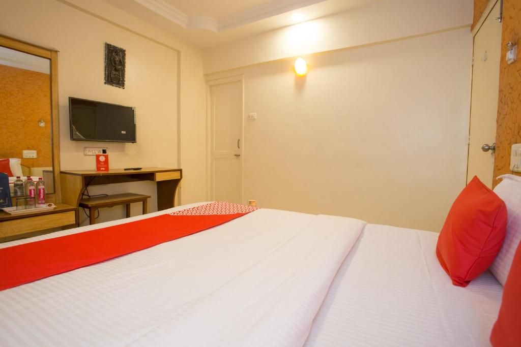 undefined OYO 11499 Hotel Padma Krishna 10