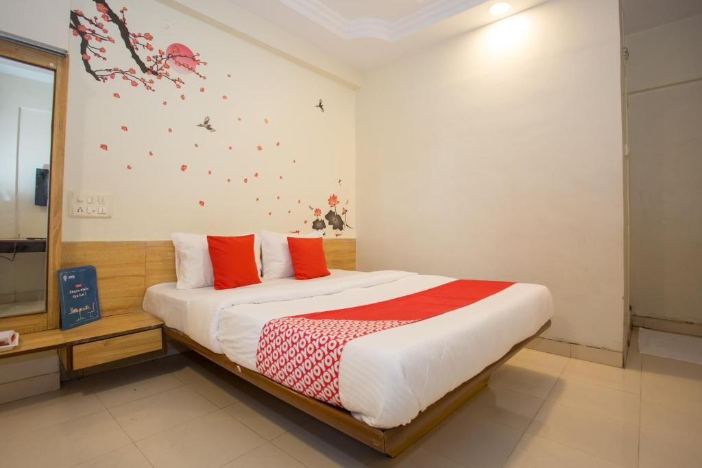 undefined OYO 11499 Hotel Padma Krishna 3