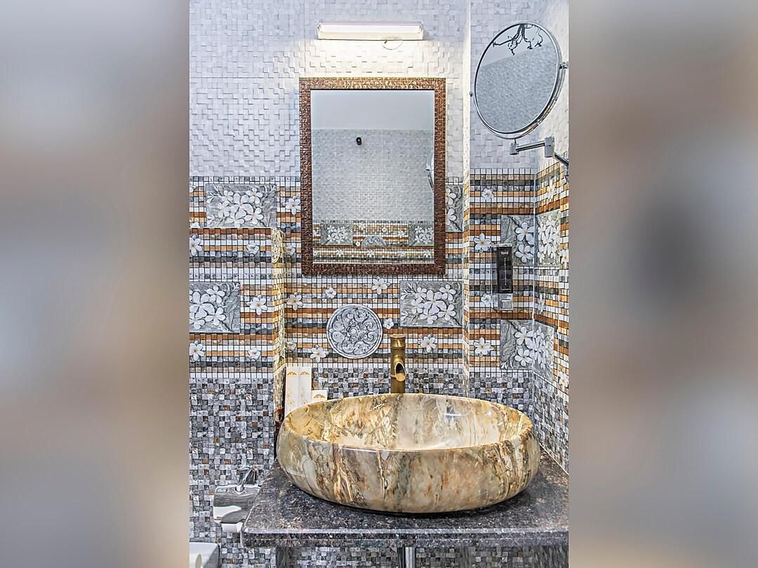 Kanishka Retreat Resort Premium Room 8