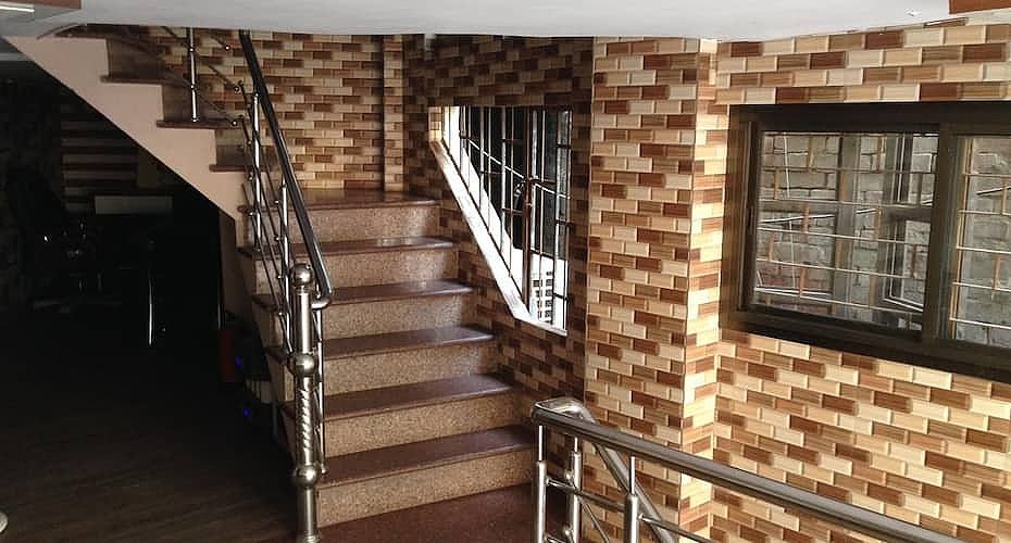 undefined Hotel H M International 3