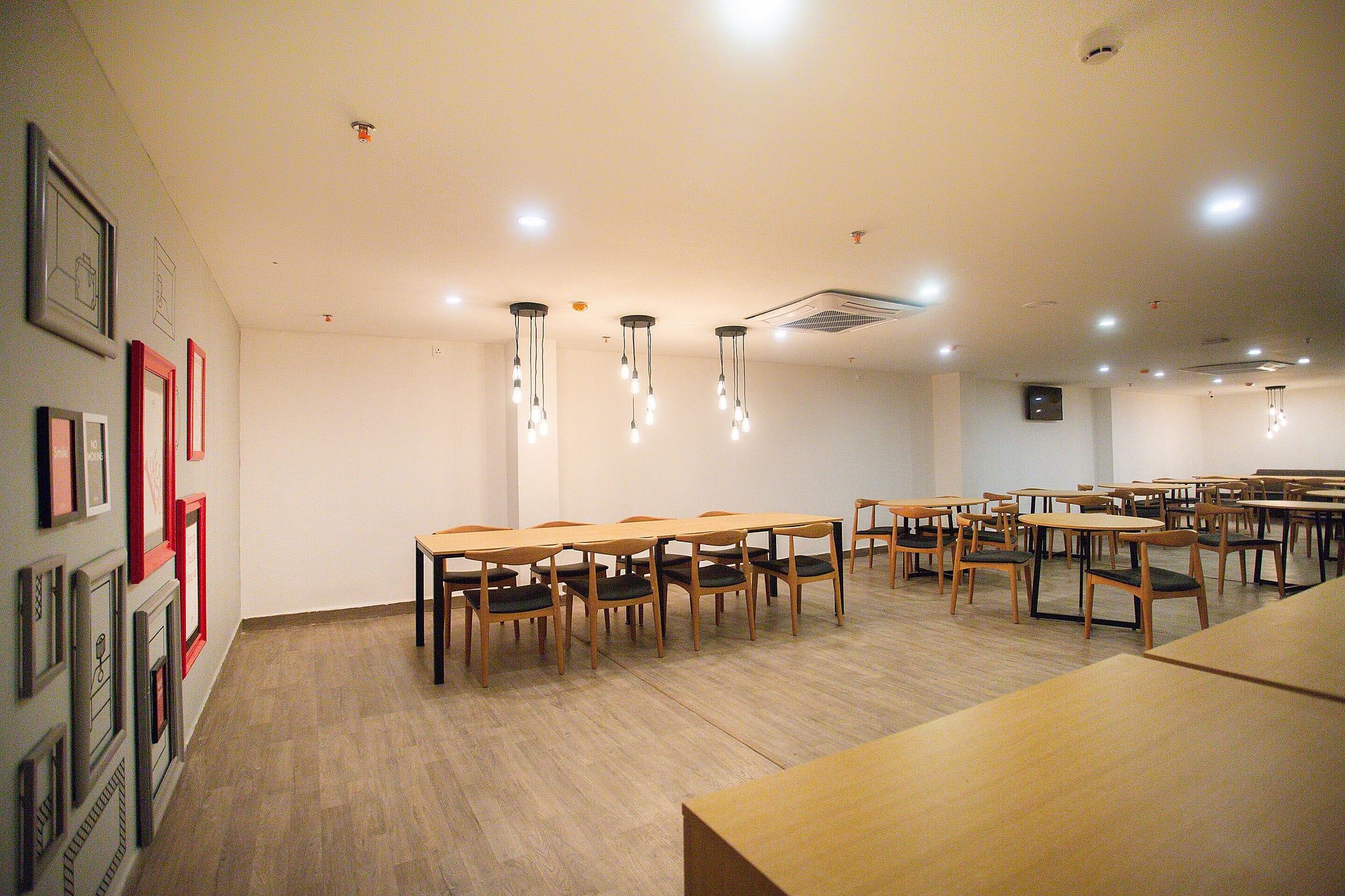 Food & Dining