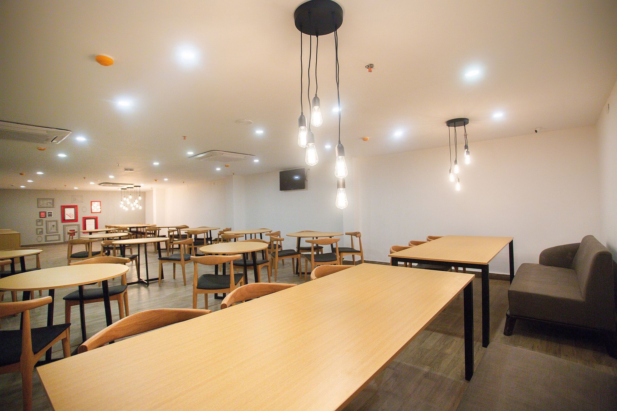 Food & Dining