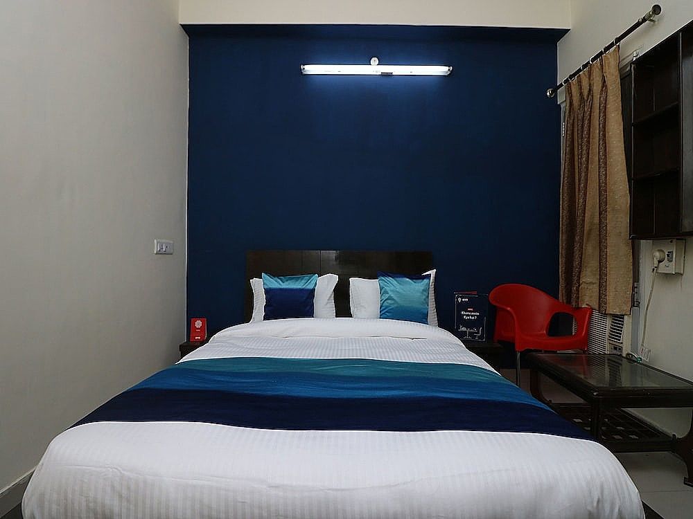 Hotel Blue Empire Deluxe Double or Twin Room 2