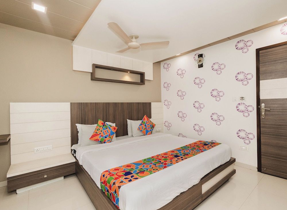 HOTEL AMBER Standard Non AC Rooms