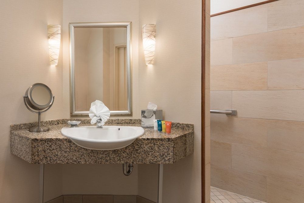 The Mansion On Delaware Ave Standard Room, 1 Queen Bed (Classic Room (Queen)) 4